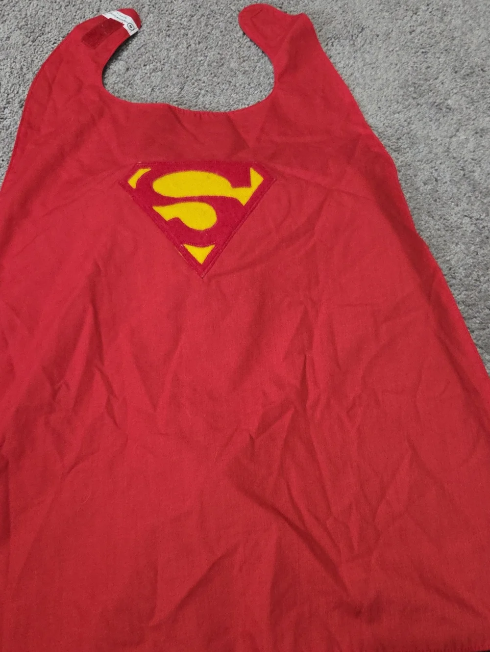 Superman hero Red Cape Costume with Yellow Belt Black Pants Kids Costume Size S